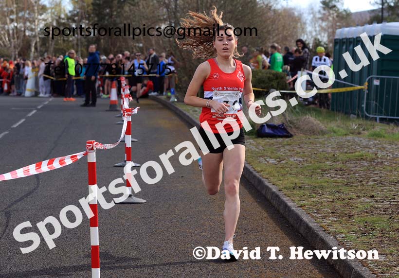Senior womens 2024 Elswick Harriers Good Friday Relays, Newburn, Newcastle Upon Tyne  Photo: David T. Hewitson/Sports for All Pics
